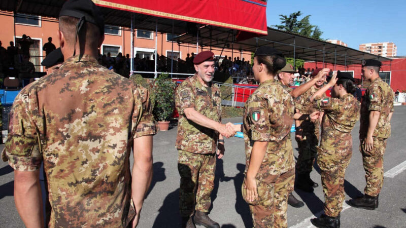 Cerimonia di consegna del copricapo di specialità ai nuovi operatori tramat