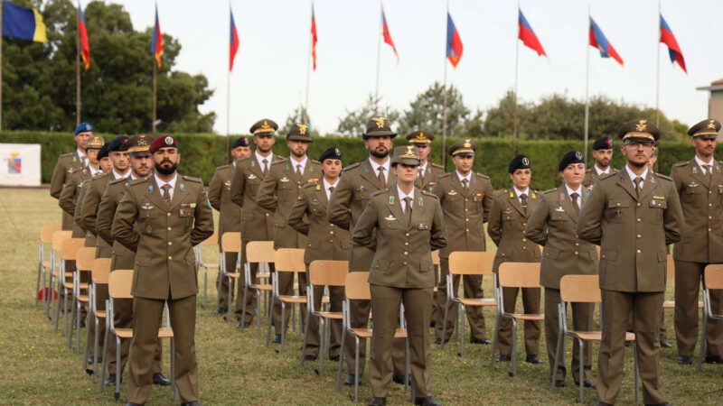 Esercito: cerimonia di consegna delle lauree alla Scuola Sottufficiali