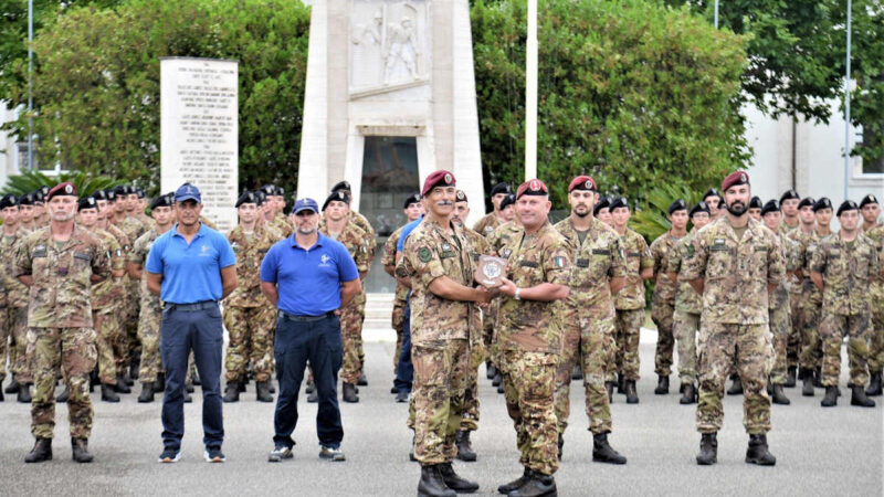Nuovi paracadutisti tra gli allievi ufficiali del 205° corso “fierezza”