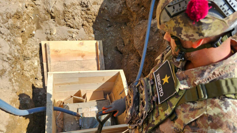 Gli artificieri dell’Esercito in azione a Rabbi