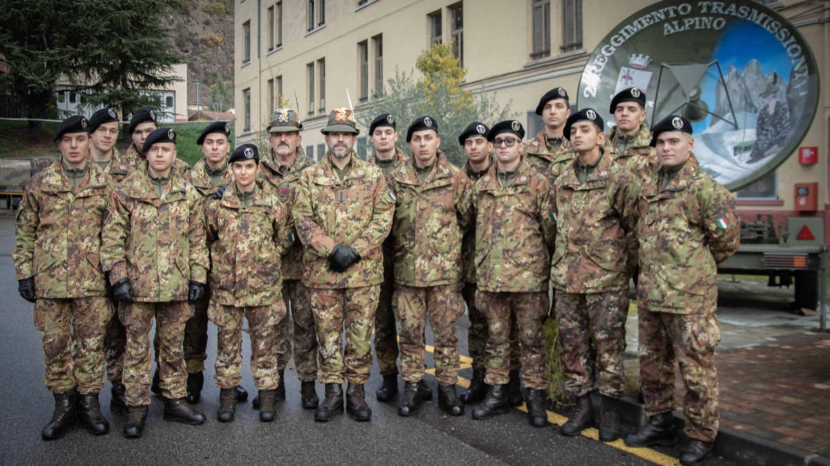 Consegna del basco ai nuovi trasmettitori